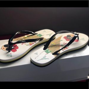 Alice + Olivia flats! Brand new and never worn!